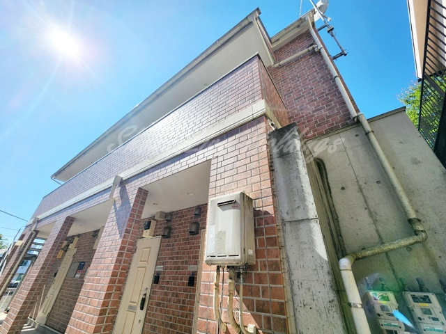 KINGLYCOURT菊名の外観