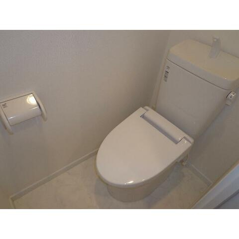 KINGLYCOURT菊名のトイレ