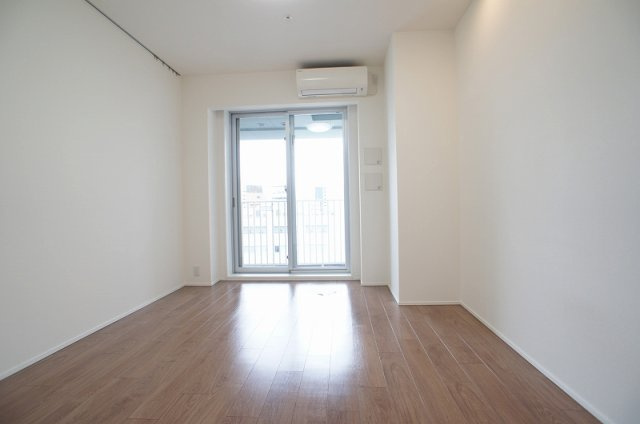 プライムメゾン大塚の居間・リビング