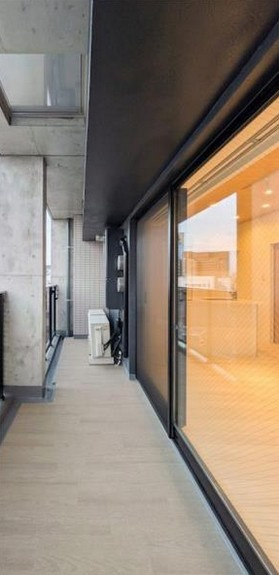 【バルコニー】