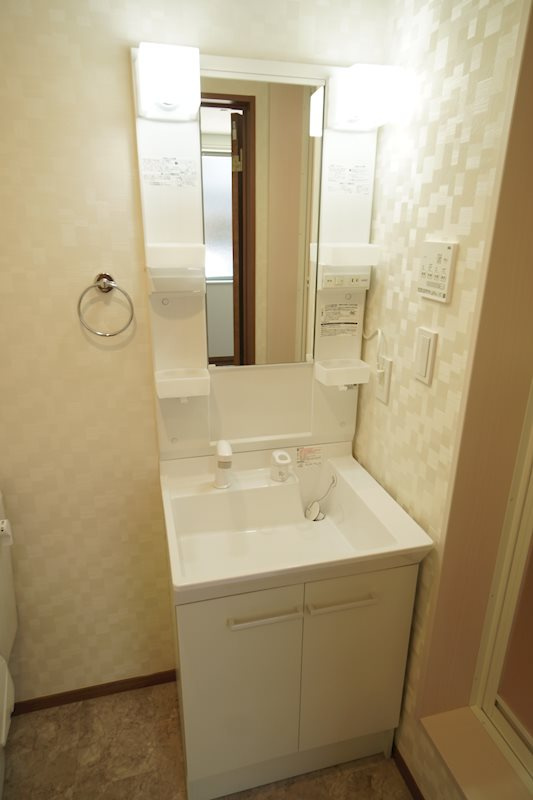 アイクル西川口の洗面所