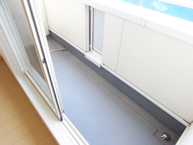 メイプルレジデンス　のバルコニー