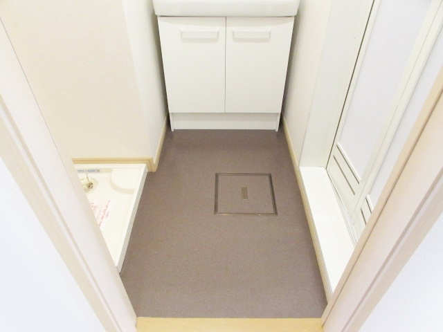 メイプルレジデンス　の玄関