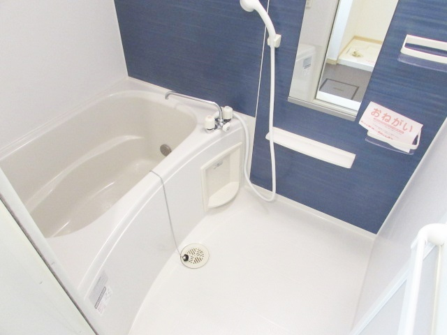 メイプルレジデンス　の浴室