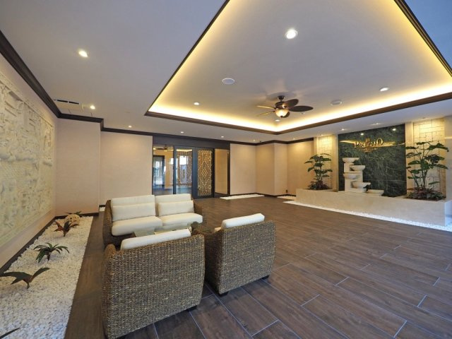 プレジオ西中島ASIANのロビー