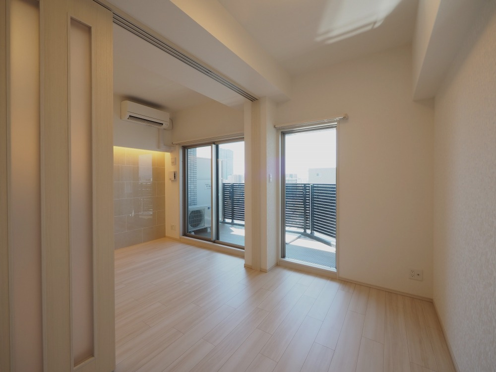 プレジオ西中島ASIANの洋室