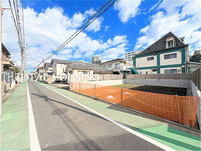 【前面道路含む現地写真】 | 三鷹市上連雀2丁目　売地　全1区画