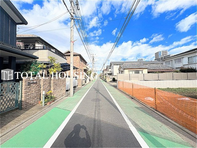 【前面道路含む現地写真】 | 三鷹市上連雀2丁目　売地　全1区画