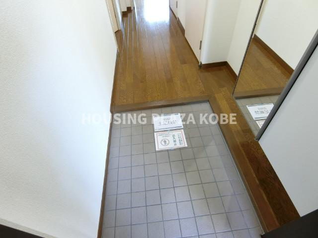 グリーンレジデンス須磨の玄関