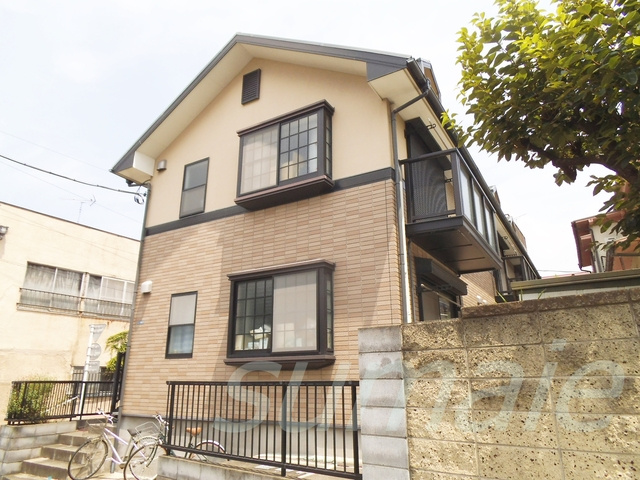 フローラトミタ