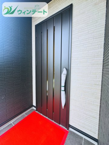 タマタウン牛久南の玄関|玄関は家の顔。開放的な空間で、お客様を気持ちよく迎え入れられます。