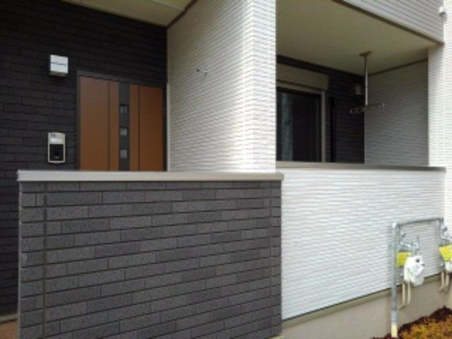 ストロベリーハイツのエントランス