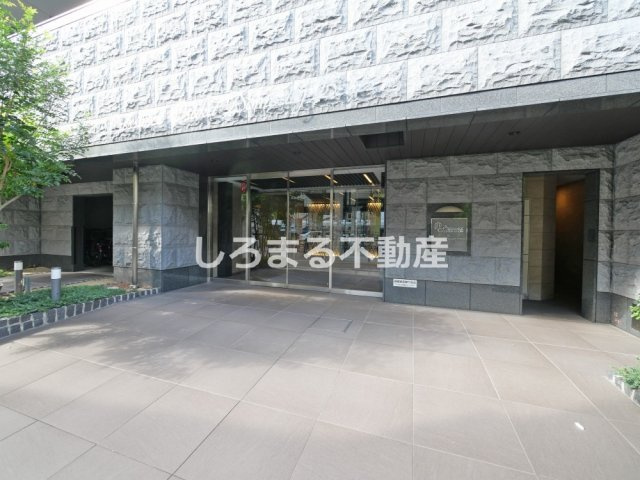 プレサンスOSAKA DOMECITYビーツのエントランス