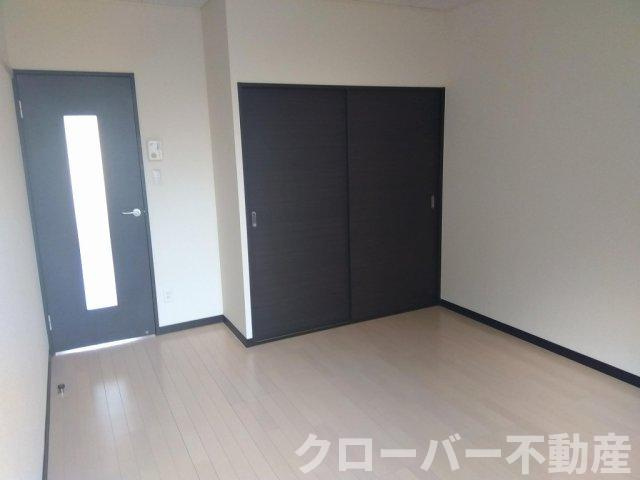 レオネクスト旭町の居間・リビング