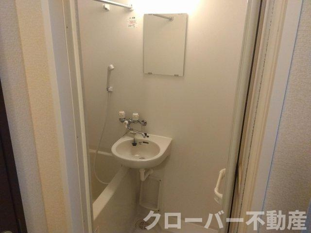 レオネクスト旭町の浴室