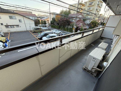 【バルコニー】 | アルス中央林間 | 画像は別部屋のものです。相違がある場合、現況優先。