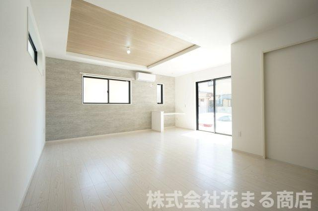 Koletみつわ台の居間・リビング|物件、駅でお待ち合わせでのご案内歓迎！