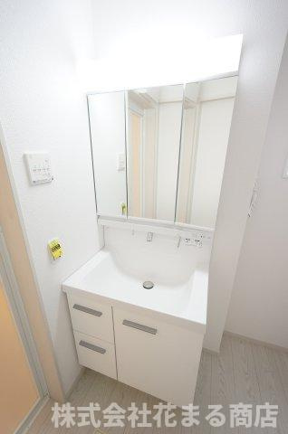 Koletみつわ台の独立洗面台|物件、駅でお待ち合わせでのご案内歓迎！