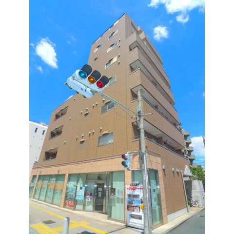 ビルクリバラの外観