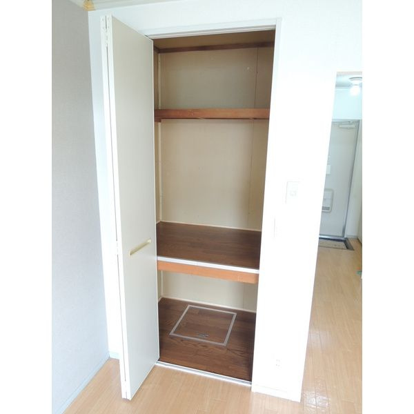 プレジールパルコの収納