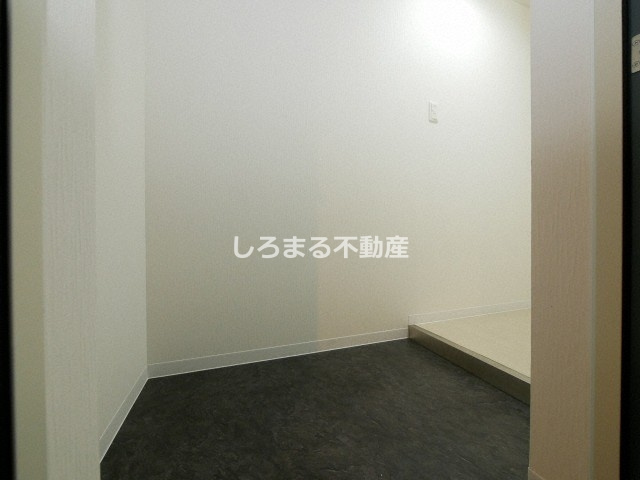 JINO新町の玄関