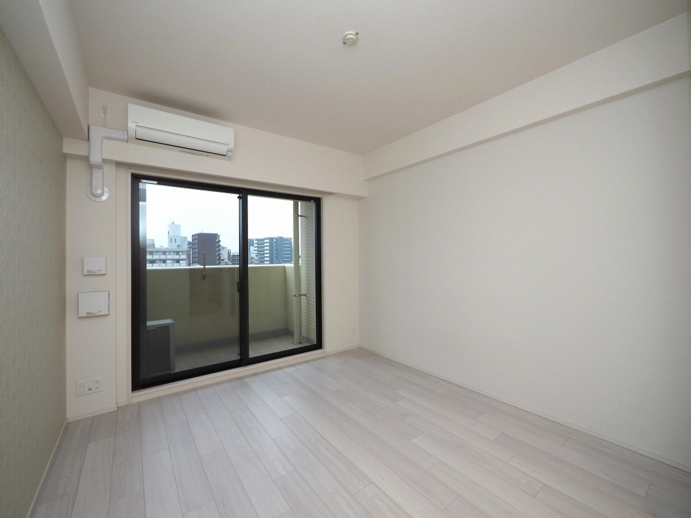 スプランディッド新大阪Ⅴの洋室