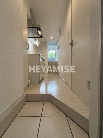 デ・クメール諫早駅前の玄関|※同物件同室タイプの写真でございます※現況を優先します※