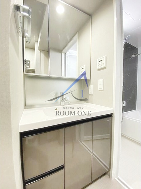 Ｊ．リヴェール上野入谷プレイスの洗面所|洗面台です。