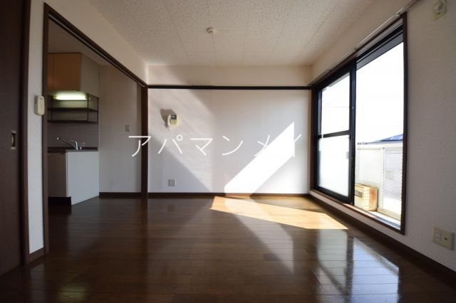 【寝室】 | プチハウス | 広々としたお部屋 ！