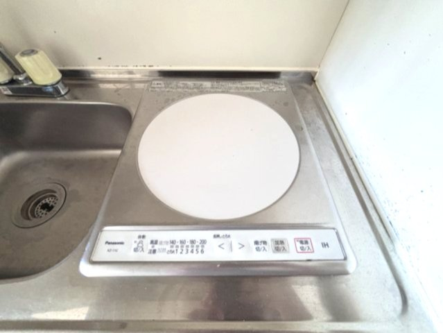 メゾンニューレーダ―のキッチン