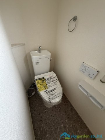 平塚市南金目　新築戸建　全2棟1号棟のトイレ