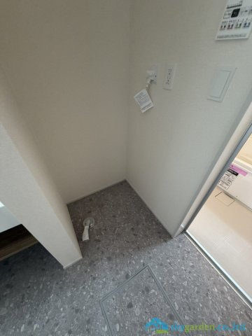 平塚市南金目　新築戸建　全2棟1号棟のランドリースペース