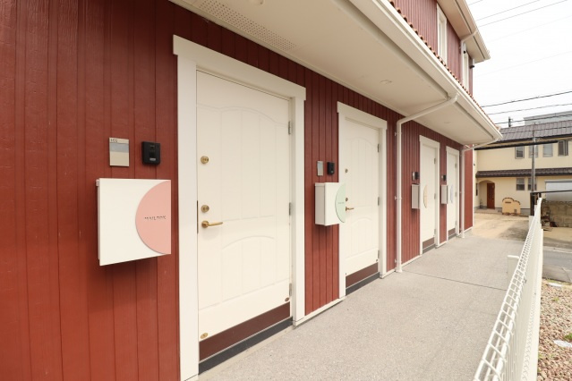 Ｓｗｅｄｉｓｈ ｈｏｌｍのその他|-