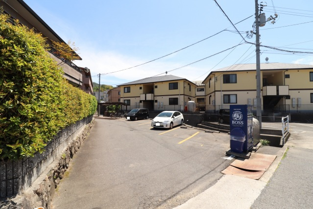 オリオリシティＶの駐車場|-