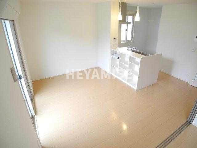 クレールＭの居間・リビング|※同物件同室タイプの写真でございます※現況を優先します※