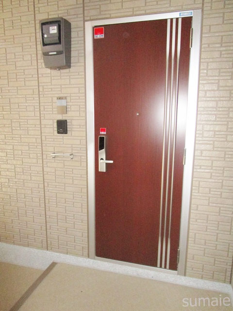 グラン　コンフォートの玄関|玄関扉です☆