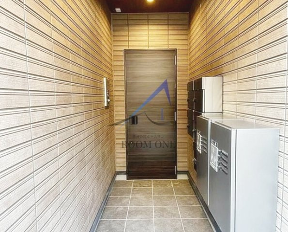 Ｌｙｃｏｒｉｓ西小山のエントランス|エントランスです。