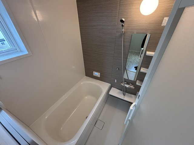 川中島町原 新築建売１号棟の浴室
