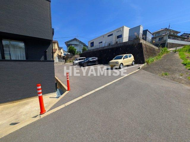 Prezia西栄田の駐車場