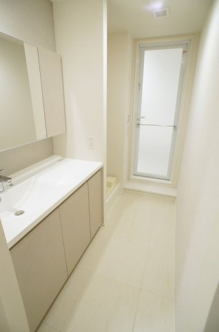 プライムメゾン両国の洗面所