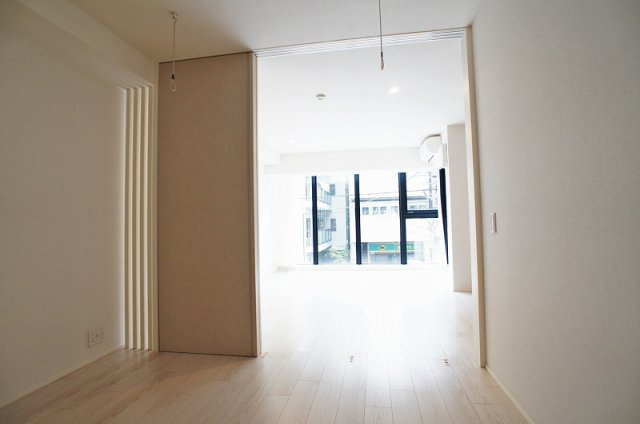 プライムメゾン両国の洋室