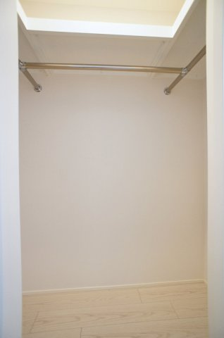 プライムメゾン両国の収納|ウォークインクロゼット