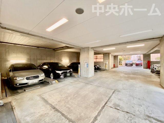 ランジュ2000大島の駐車場|【敷地内駐車場】最新の空き状況や費用などの詳細は担当スタッフまでお問い合わせください。