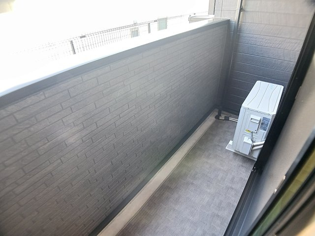 テナムプレッソメゾンのバルコニー
