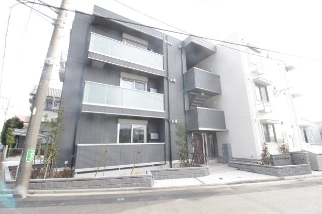 Lucky circle Hiyoshi (ﾗｯｷｰｻｰｸﾙﾋﾖｼ)