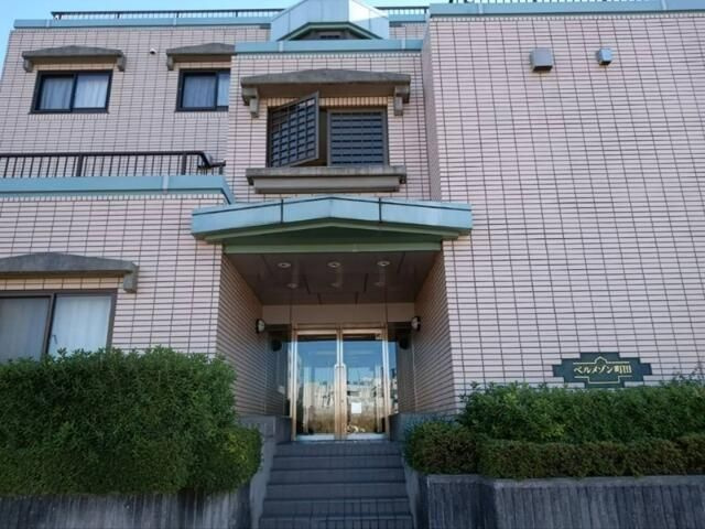 ベルメゾン町田のエントランス