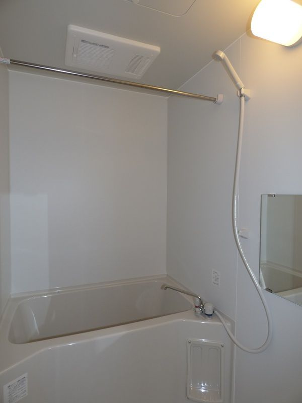 グレイスヴィラ新松戸の浴室