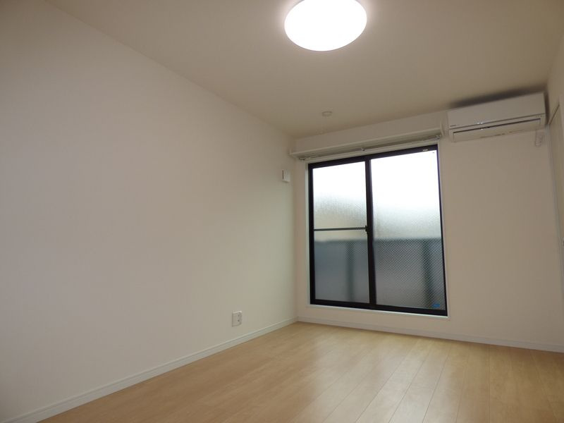 グレイスヴィラ新松戸の居間・リビング