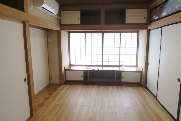 滝寺貸家の寝室