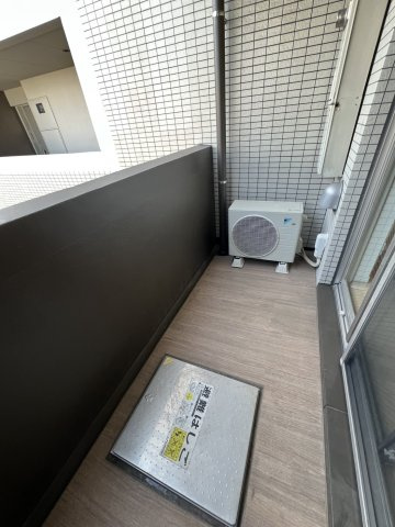 【バルコニー】